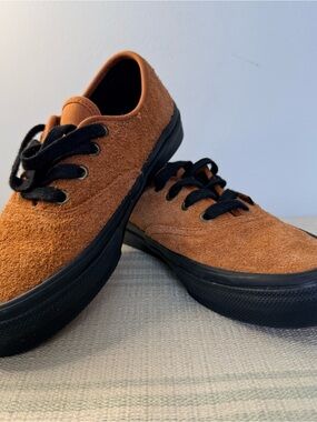 Vans Pop-Cush Suede-Look Skater Shoe in Camel, Men’s 5, Women’s 6.5 (US sizing)